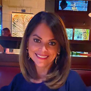 Meet your Posher, Claudia